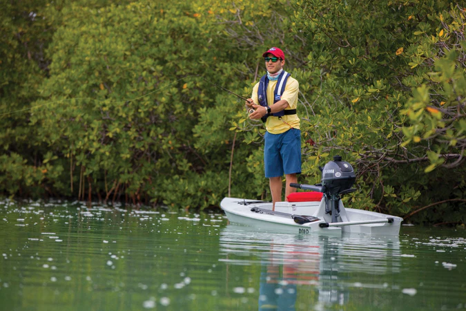 Yamaha F2.5LMHB - Portable 4-Stroke Outboard Motor - 2.5HP - 20" Shaft - Image 3